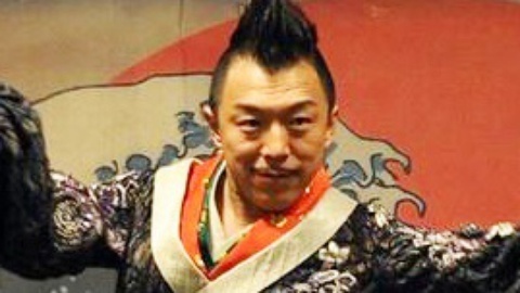 唱罢吹灯 黄渤深情“演绎”燃烧吧蔬菜