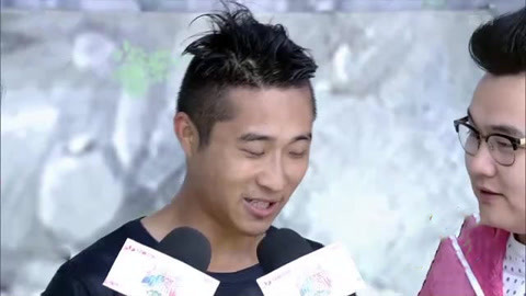 男生女生向前冲第十季 与天斗其乐无穷 选手克服雨天征服亚洲一号