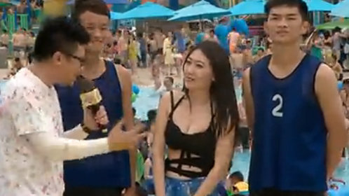 活力大冲关 火箭公司美女秀火辣身材