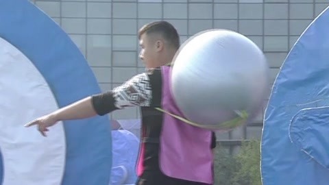 男生女生向前冲 第十四季 粉色战队携手登顶 勇敢护士拯救球球保护者