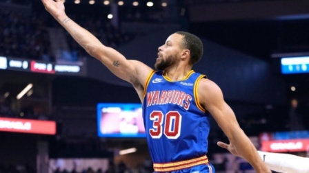 NBA热辣资讯 一战再刷6大纪录！库里这些数据均是联盟第一