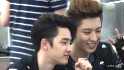 EXO 永登浦粉丝签名会 主灿烈 饭拍版 12/05/25-EXO-K