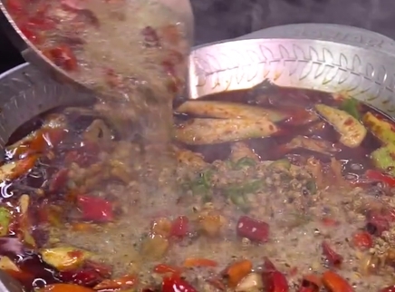 觅食迹 让你辣到撒娇的江湖菜