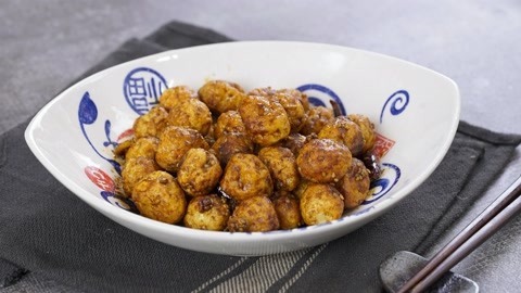 罐头小厨 虎皮鹌鹑蛋香辣超下饭