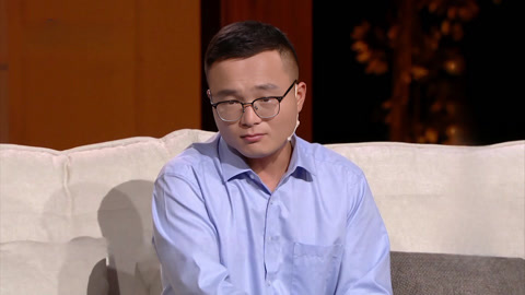 聋哑母亲用爱包围儿子 儿子最终完美和解