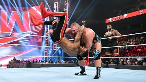 wwe美国职业摔角 WWE RAW 20220222 第1500期 中文原声