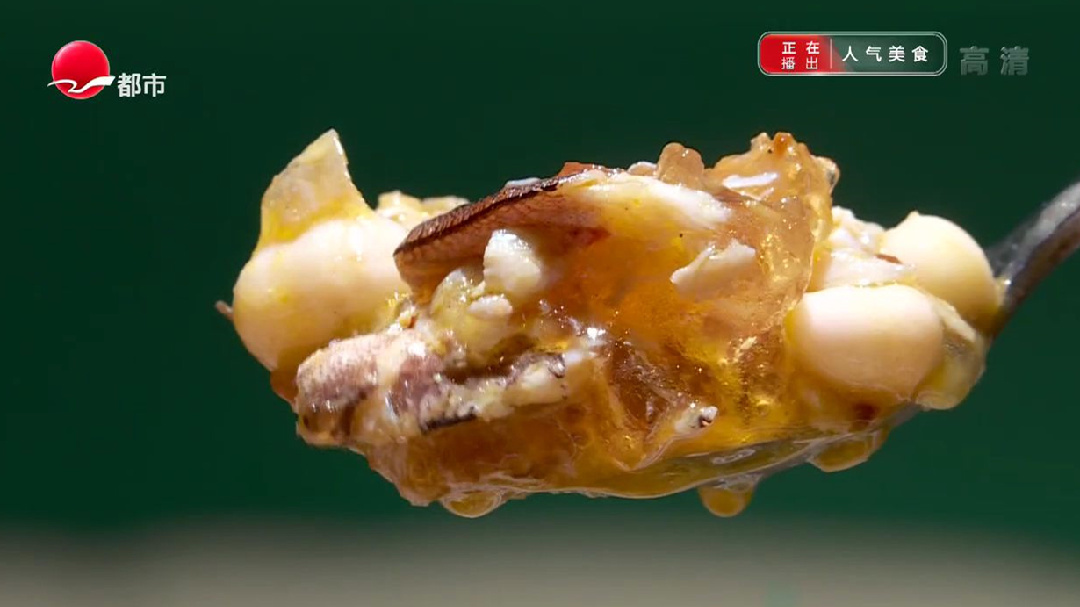西藏北路桃胶鸡头米 是咸还是甜？