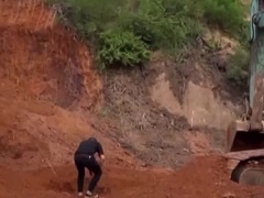 鼻子山大墓，“爱音乐”的墓主人是谁？
