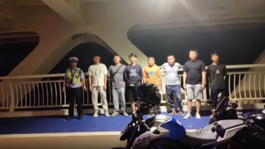 社会传真 “飙车炸街” 重拳整治