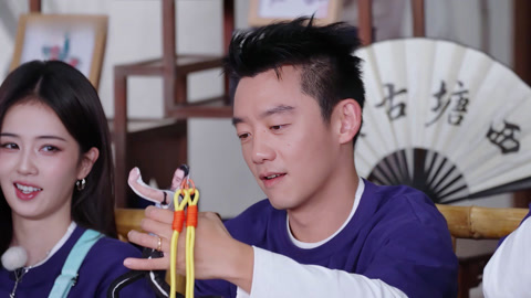 奔跑吧第10季 第10期彩蛋：兄弟团老鼠干造型上线 郑恺范丞丞自己凹造型玩嗨了