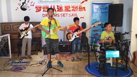 银河之声 飞行