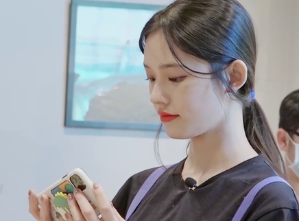 我家那闺女2 闺女日记 第40期：林允变身“花店小妹”