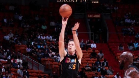 2021-2022赛季NBA集锦 NBA-希罗26+5 邓罗26分 洛瑞8+11 热火胜步行者