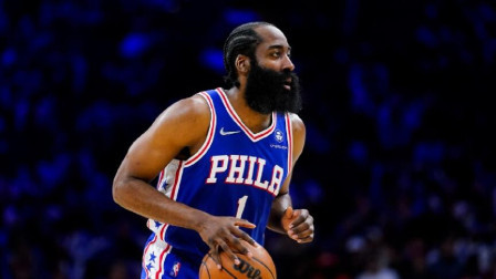 2021-2022赛季NBA集锦 恩比德18+11 铁林21分 巴特勒33+9 76人扑灭热火