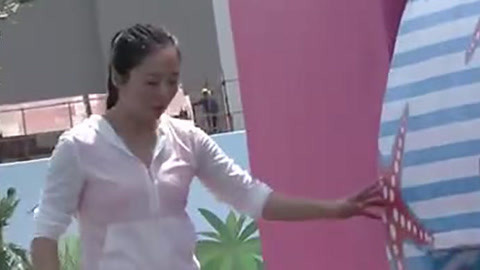 男生女生向前冲第十季 女选手表演“海草舞”清新可爱 男队气势如虹频登顶