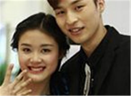 我们约会吧 时尚彩妆师约会谢娜型冯青
