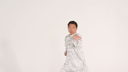 攒拳怒目增气力：治疗气血两虚，增强臂力腰力腿力眼力