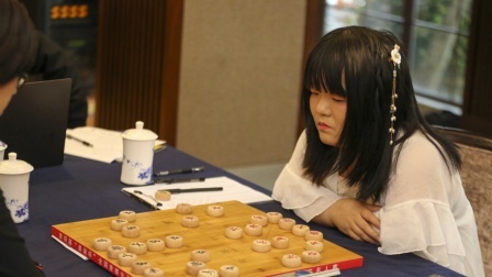 马走“目”，刚开局就被判输！象棋大师全运会离奇失误