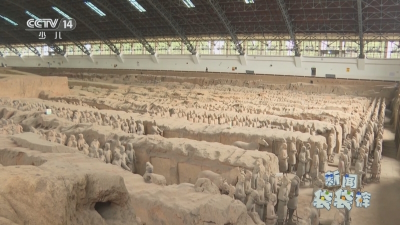 《新闻袋袋裤》 20251027