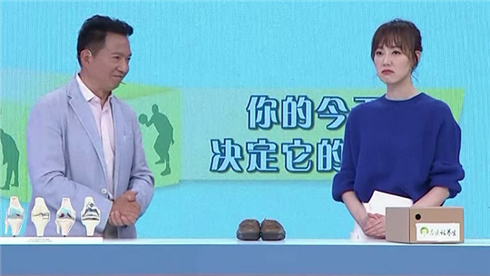 名医话养生 日常伤膝动作 你中招了吗