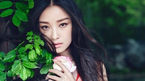 Cover star 倪妮透视上演新娘魅惑