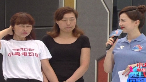 男生女生向前冲 第九季 姐姐妹妹来闯关！姐姐出门就掉水！