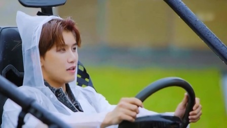 体验山路越野的刺激，感受普洱茶的魅力