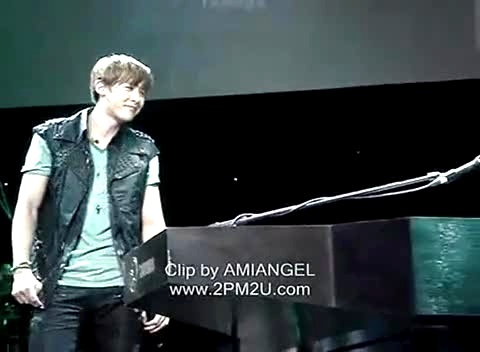 2PM Love You Brand Glad To GIFT You 饭拍版 11/04/23-2PM