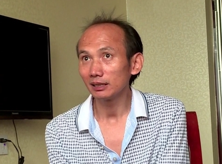寻情记 放弃公职流浪的人为何拒不回家