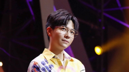 胡夏细腻情歌感动全场