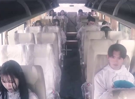 新闻大求真 乘坐大巴车哪个位置不会晕车？