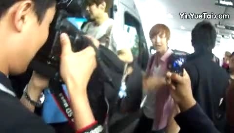 EXO Arriving In LA 饭拍版 12/05/18-EXO