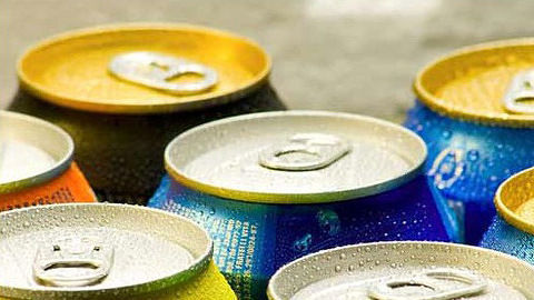健康生活大调查 碳酸饮料背后的甜蜜危险