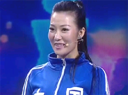梦想职达 2012 疯狂教练引老板动感热舞