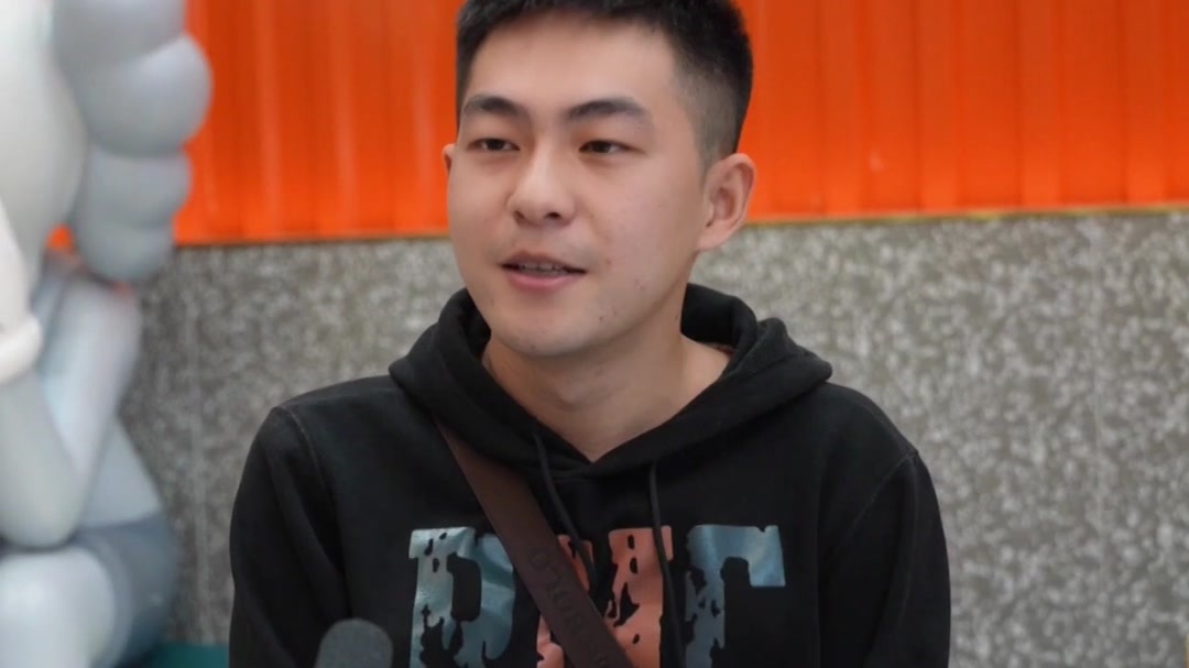 当年轻人遇“大师”骗局，你会怎么做？