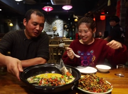 觅食迹 即使辣到哭也根本停不下的美味