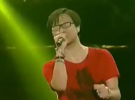 歌手多看点 2018 汪峰演唱会《光明》现场Live