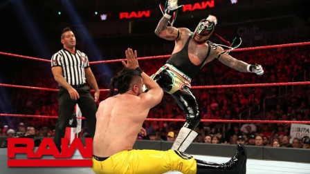 WWE RAW 2019 【RAW 08/05】泽丽娜小动作打乱了雷尔的节奏，助安德瑞成功放出大招