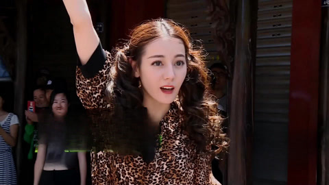 张艺兴罗志祥晾床单 二锅头狂吃饺子(二)