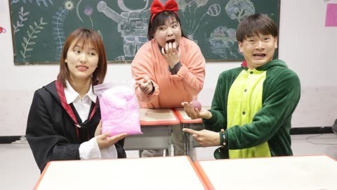 美女家务事 假如粘土是世界上最贵的东西，一包粘土直接抵三年学费，厉害了