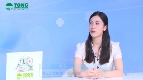 健康诊聊室 纯母乳喂养期间可让宝宝喝水吗