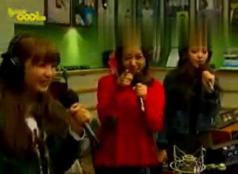 IU kiss&cry My My (Kiss The Radio)现场版 11/11/25-A Pink