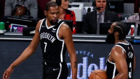 NBA热辣资讯 杜哈隔阂始于哈登身材走样 KD对哈登爆发力&迟缓表现感到震惊