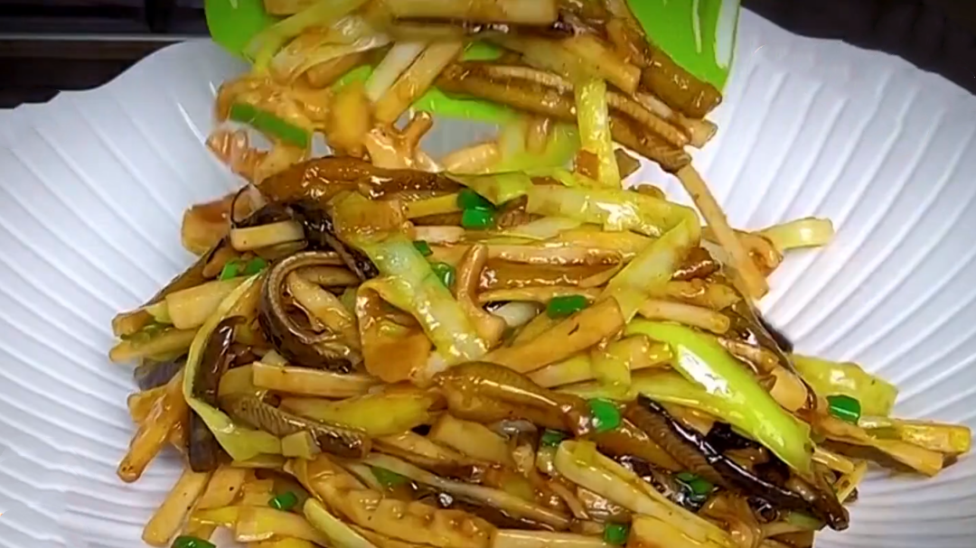 人气美食 本帮口味快手菜 春笋韭黄炒鳝丝