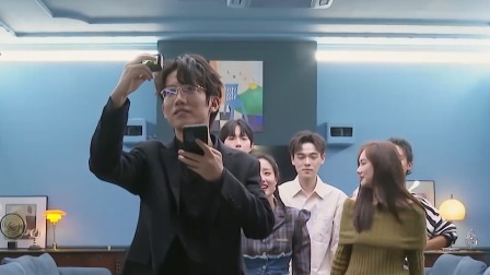 超机智青年大会 生活篇：逆战区墨镜look 石明鑫跳《我姓石》