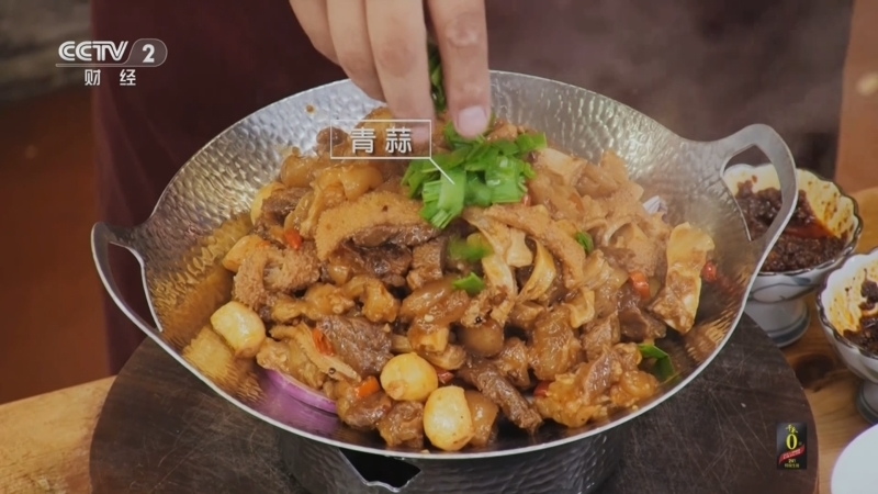 回家，吃饭 《回家吃饭》 20251209 主厨的秘密 干锅菜麻辣与鲜香的锅气密码