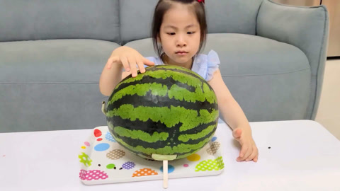 制作笑脸西瓜