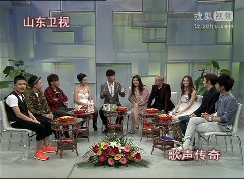 《歌声传奇》山东卫视 歌声传奇2011123熊汝霖戴假发扮孟庭苇，熊嫂不敢看
