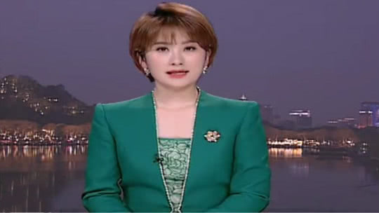 1818黄金眼 清明踏青登高 千万牢记别抽烟