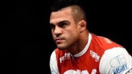 WWE在中国 Nina和旅游博主刘闻雯 高喊丹尼尔Yes口号